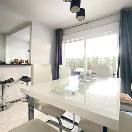Apartment Garden In Dama De Noche, Puerto Banus Marbella