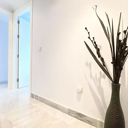 Apartment Garden In Dama De Noche, Puerto Banus Marbella